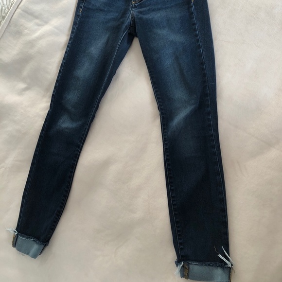 GAP True Skinny Blue Jeans - Picture 2 of 2